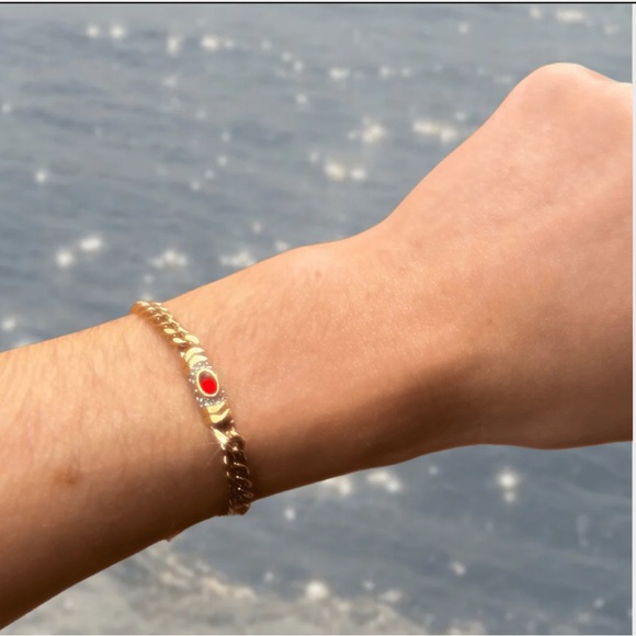 Raena- Bella bracelet with Red stone - Picture 8 of 10